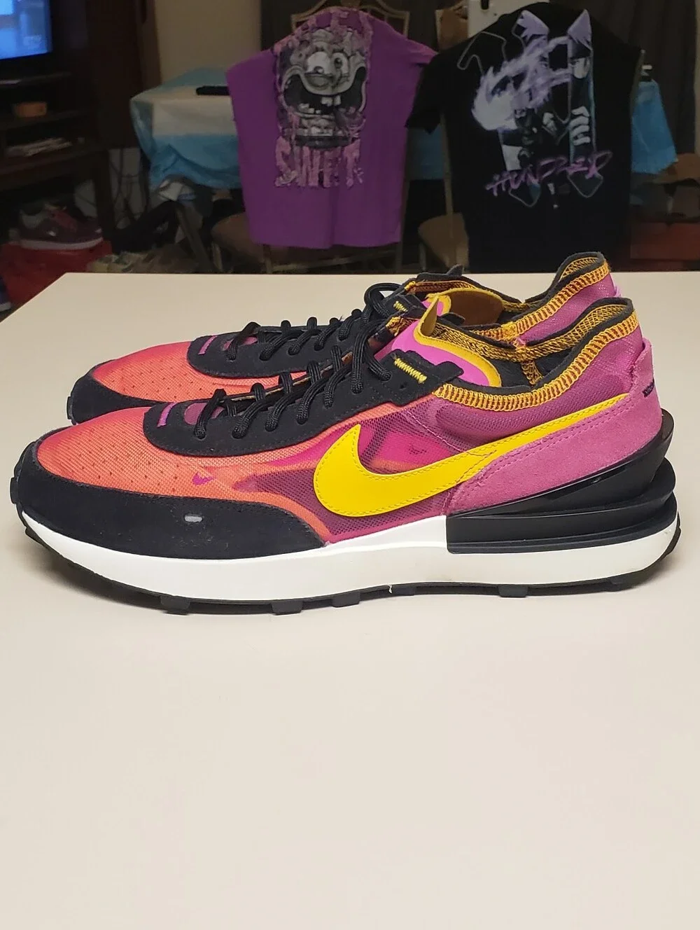 Nike Waffle One casual running sneakers size 11